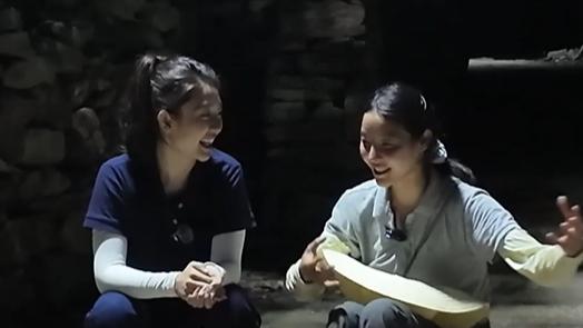 Vicky on the move: Heart of the mountains