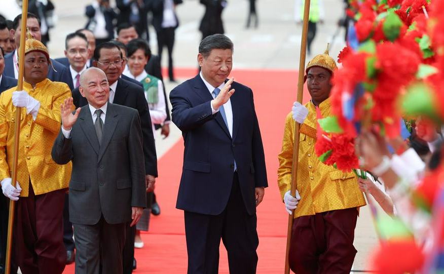 Xi pays state visits to Vietnam, Malaysia, Cambodia